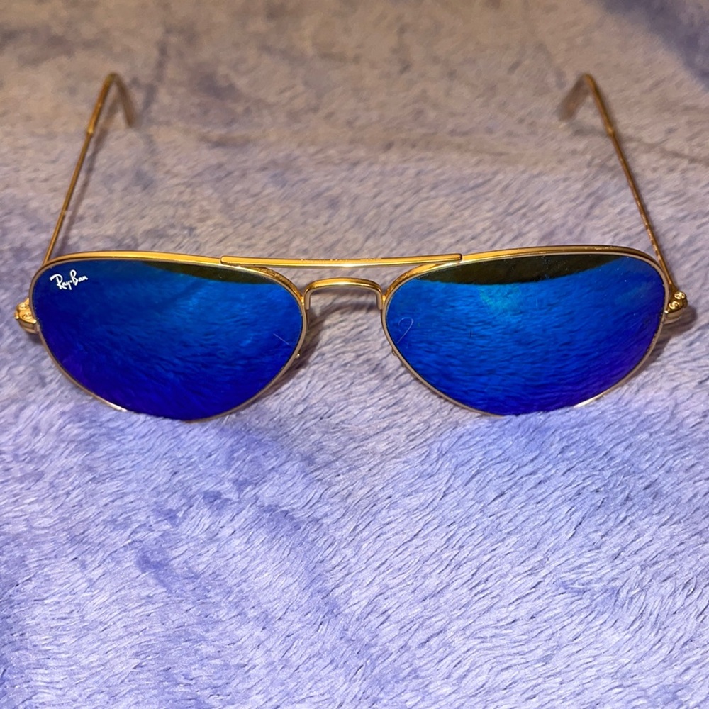 RAY-BAN Aviator Sunglasses